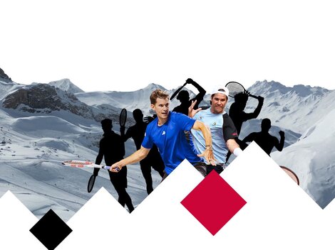 Eine Gruppe von sechs Tennisspielern posiert vor einer schneebedeckten Berglandschaft. Sie zeigen verschiedene Spielszenen und haben Freude an der Aktivität.